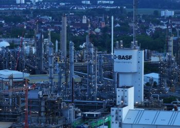 Ogromna eksplozija prijavljena u najvećoj njemačkoj kemijskoj tvornici — RT World News