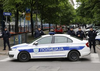 Ogromna potraga u Srbiji, manijak ubio susjede: ‘Zatvorite se u kuće, ne otvarajte prozore’