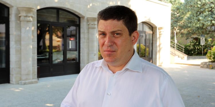 S BIKO-KRAVICOM DO PANTOVČAKA Hoće li Butković na Milanovića? Kaže tajanstveno: ‘Već se raspravlja…’ | NACIONAL.HR