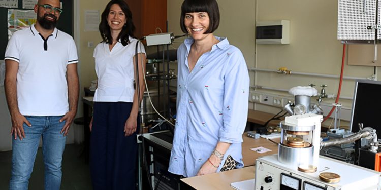 Otkrili kako promjenom sastava stakla mogu značajno poboljšati sposobnost provođenja struje