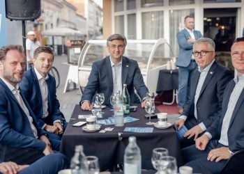 Ovo je najbogatiji HDZ-ovac: Posjeduje brod, Lexus, četiri stana i štednju od 301.631 eura