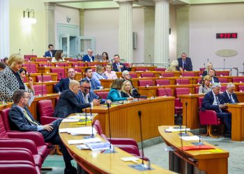 Ovo je popis 10 najplaćenijih zastupnika u Saboru: Na njemu su iznenađujuća imena