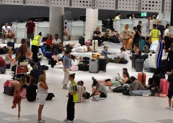 Ovo je scena iz zračne luke u Splitu: Meta je hakerskog napada, letovi se upisuju ručno