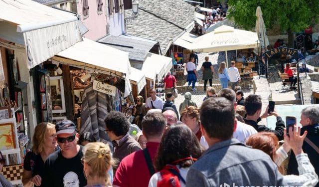 POJAČAN RAD INSPEKCIJE U MOSTARU Za vrijeme turističke sezone kontrolirat će iznajmljivače smještaja i benzinske crpke