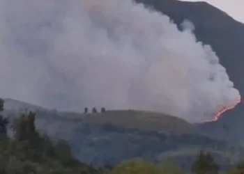 POŽAR NA JAHORINI Gori i na južnom dijelu na kojem je minirano područje