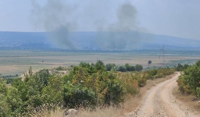 POŽAR NA MOSTARSKOM BLATU Ugašen dio prema Ljutom Docu, borba sa dijelom koji se širi prema Međinama