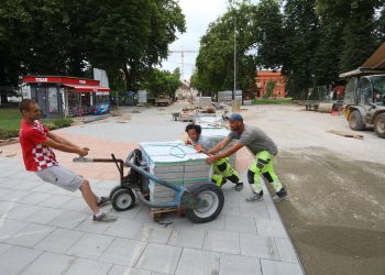 PRECIJENJENE GRAĐEVINE Strani radnici su za 30 posto skuplji! Znamo kako je došlo do ovog apsurda | NACIONAL.HR