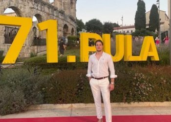 PREMIJERA U PULI Mladi mostarski liječnik i glazbenik Leon Lasić ostvario glumački debi u filmu “Božji gnjev”