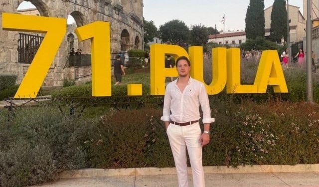 PREMIJERA U PULI Mladi mostarski liječnik i glazbenik Leon Lasić ostvario glumački debi u filmu “Božji gnjev”