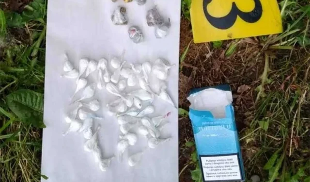 PRONAĐENO SKORO 100 PAKETIĆA 20-godišnjakinja prodavala drogu, držala je u žutoj kutiji u dvorištu