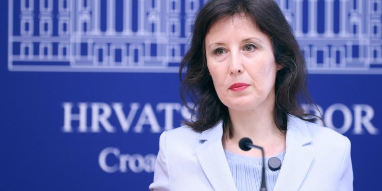 KRPENA LUTKA Dalija Orešković: HDZ-ov kandidat bit će čovjek bez vlastite političke riječi i ambicije… | NACIONAL.HR