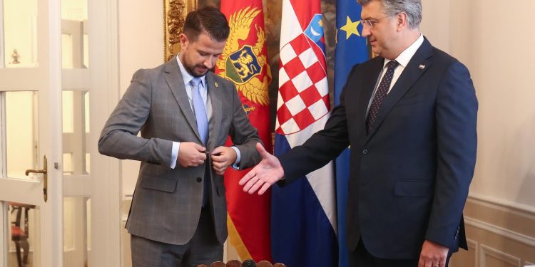 KRAJ DOBROSUSJEDSTVA Hrvatska proglasila nepoželjnima dužnosnike Crne Gore, među njima i šef parlamenta | NACIONAL.HR