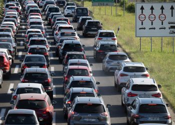 ŠPICA SEZONE Kilometarske kolone prema moru, više prometnih nesreća na autocestama. ‘Vozači, usporite’ | NACIONAL.HR