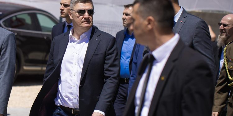 VOJNI RESURSI Milanović za put u BiH opet digao Black Hawk? | NACIONAL.HR