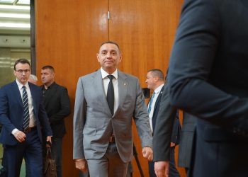 NAKON ATENTATA NA TRUMPA Srpski političari zabrinuti za Vučića: ‘Nek se pripremi…’ | NACIONAL.HR