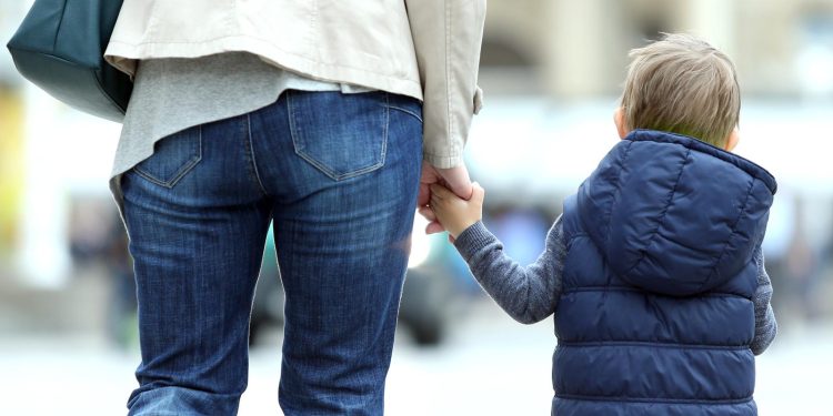 ČUVANJE DJECE Dadilje imaju liste čekanja. Cijene su od 500 pa do više od tisuću eura | NACIONAL.HR