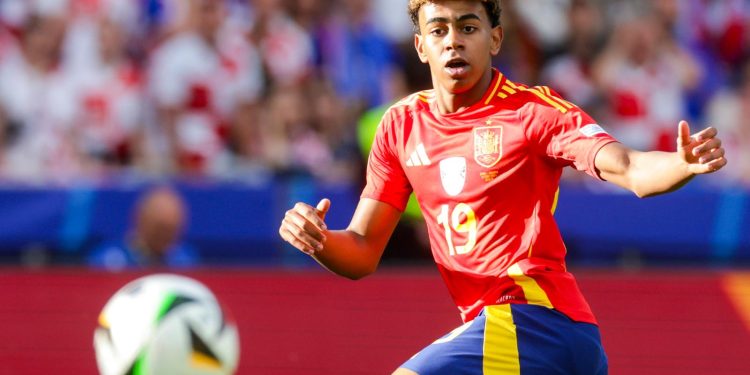 GUBITNICI I DOBITNICI Od čudesnog Yamala do Modrića. Ovo su rekordi srušeni na Euru | NACIONAL.HR