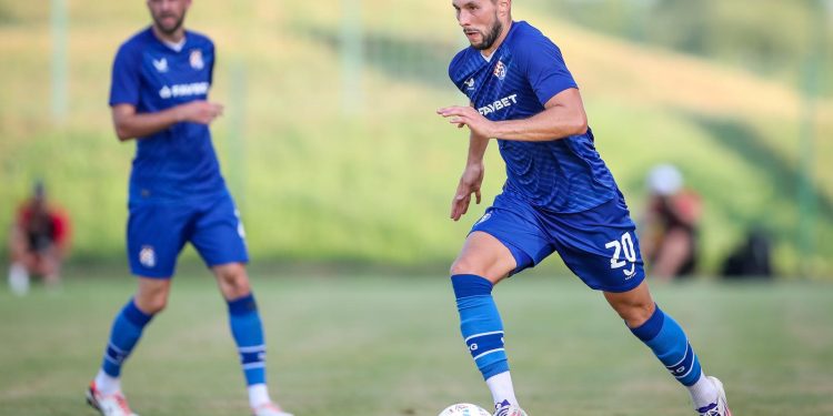 ZAIGRAO I PJACA Dinamo izgubio od Ukrajinaca, Jakirović rotirao 20 igrača | NACIONAL.HR
