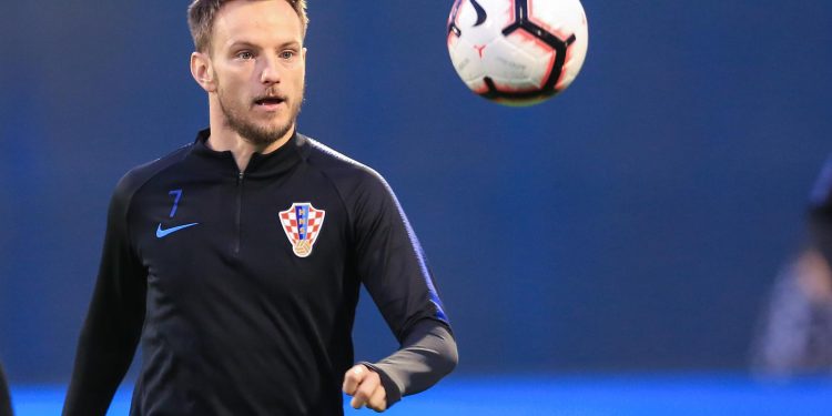 SPREMA SE DOČEK Split nestrpljivo iščekuje Rakitića: ‘Zapalimo grad i napravimo ludnicu svih ludnica’ | NACIONAL.HR