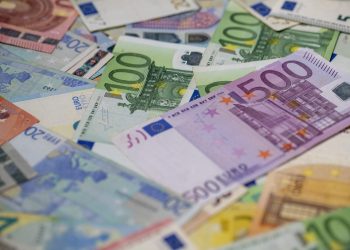 ŽIVOT NA DUG Gdje se još uvijek može doći do prešutnog minusa u bankama? | NACIONAL.HR