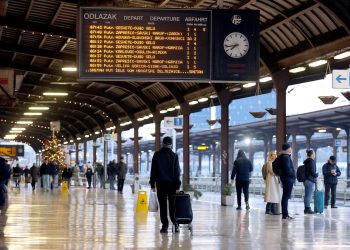 ‘UKINITE SUBVENCIJE ZA LETOVE’ Greenpeace traži uvođenje vlaka od Bruxellesa do Zagreba | NACIONAL.HR