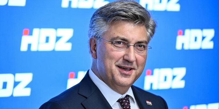 ŽESTOKO NA FEJSU Bivša ministrica prozvala Plenkovića: ‘Korumpirani uz veće plaće postaju pošteni?! Sramota’ | NACIONAL.HR
