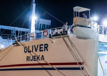 OLIVEROVA MIŽERJA Sindikat pomoraca: ‘Kad mu otkažu motori, pretvara se u skelu i pluta. Nije ga ni trebalo kupiti, ni nazvati po legendarnom pjevaču’ | NACIONAL.HR