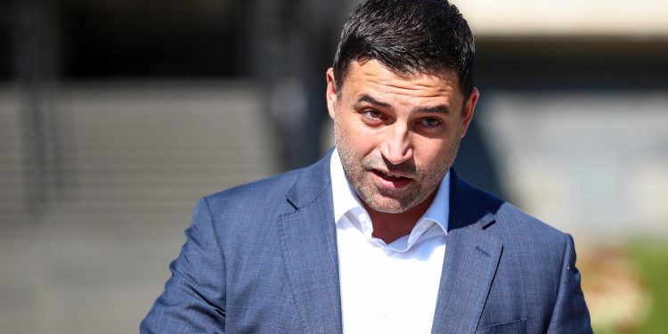 BERNARDIĆ OŠTRO: ‘Tomašević je 1000 radnika izbacio na cestu. Sada uvozi 500 radnika iz Azije i Afrike’ | NACIONAL.HR