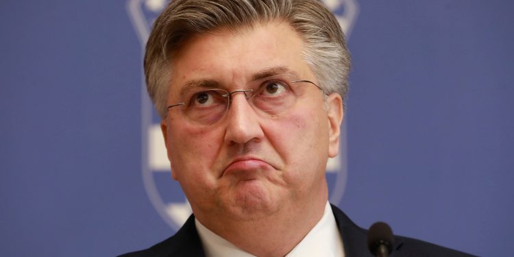 Plenković otkrio kako napreduju razgovori s Milanovićem: ‘Nećemo ostaviti obezglavljenu SOA-u’
