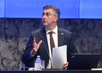Plenković spominje porez od kojeg strahuje hrvatska nacija: ‘Cilj je obuzdavanje cijena kvadrata’