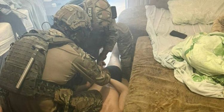 Policija je uhitila osumnjičenog za ubojstvo bivšeg zastupnika ukrajinske krajnje desnice — RT Rusija i bivši Sovjetski Savez