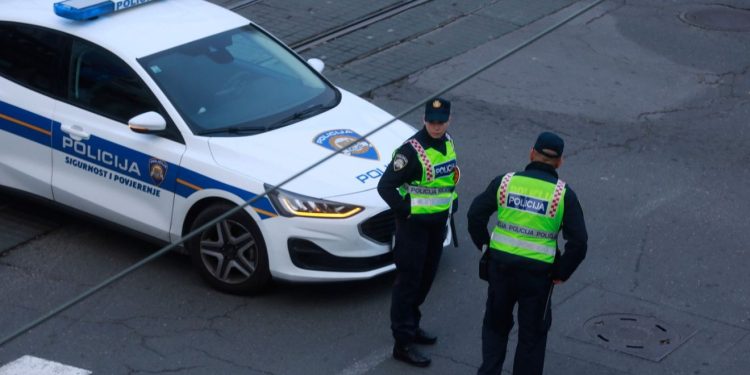 Policija objavila poziv: Traže se svjedoci prometne nesreće