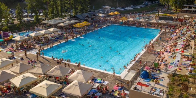 Policija se oglasila o smrti dječačića u bazenu, reagirao i vlasnik: Ovo je teško čitati