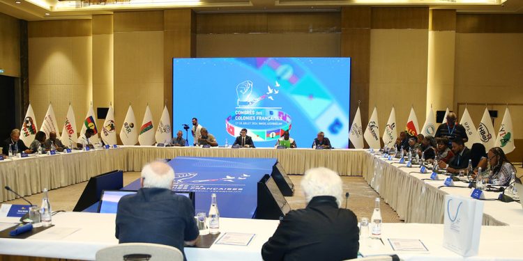 Političke snage iz francuskih prekomorskih teritorija formiraju ‘Liberation Front’ — RT World News