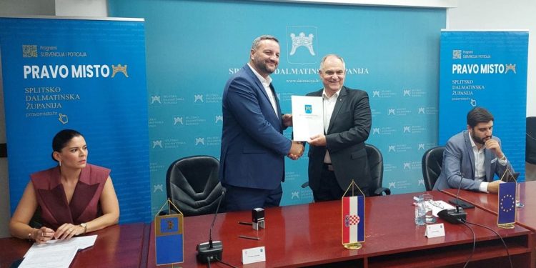 Potpisani ugovori za financiranje dvaju projekata u općini Podstrana