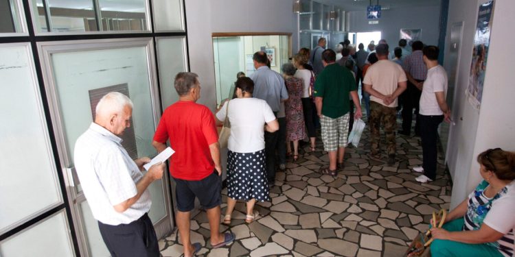 Povratak na staro: CEZIH neće raditi nekoliko dana, liječnici će ručno pisati uputnice i recepte