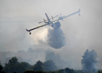 Požar na Pelješcu: ‘Zbog vjetra nije isključeno da ne bude kasnije problema’