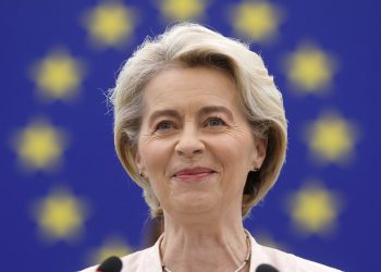 Predsjednica Europske komisije Ursula von der Leyen daje konačnu ponudu za drugi mandat prije glasovanja