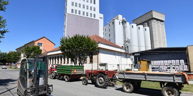 Preuzimanje kojim nastaje grupacija s više od 400 milijuna eura prihoda