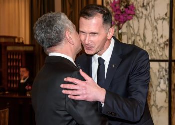 Primorac objavio kandidaturu, već mu iskopali detalj iz prošlosti: ‘Oportunisti, bili i ostali’