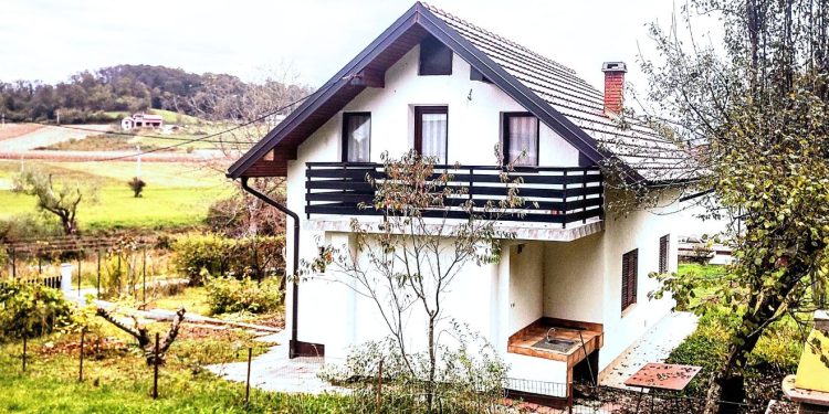 Prodaje se kuća u prirodi o kakvoj mnogi sanjaju: 135 kvadrata čiste oaze nedaleko Karlovca