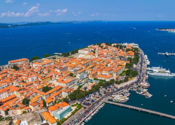 Prva generacija diplomskog studija “Organizacija u pomorstvu” Pomorskog odjela Sveučilišta u Zadru