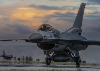 Prvi F-16 stigli u Ukrajinu – Bloomberg — RT Rusija i bivši Sovjetski Savez