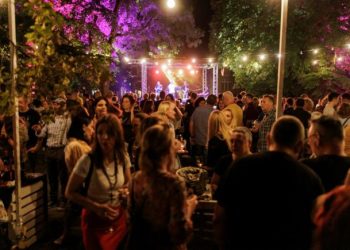 Prvi put dvije čarobne noći