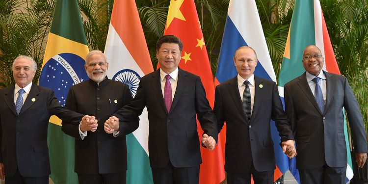 Putin: BRICS bi mogao oformiti svoj parlament