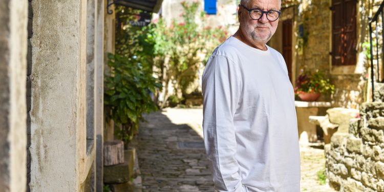 RAJKO GRLIĆ ‘Čudna je odluka da se ne snimi dokumentarac o Sanaderu, on je dokument jednog vremena’ | NACIONAL.HR