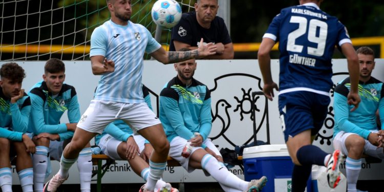 RIJEKA – KARLSRUHER Utakmica u skladu s najnovijim nogometnim trendovima | NACIONAL.HR