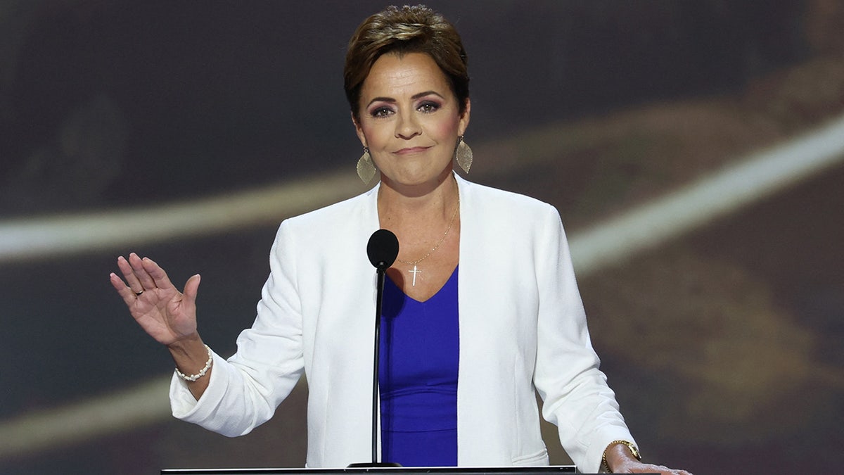 Kari Lake govori drugog dana republikanske nacionalne konvencije