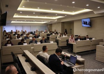 RUKOVODSTVO PREKRŠILO POSLOVNIK Zahtjev zastupnika Skupštine HNŽ nije realiziran