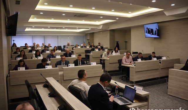 RUKOVODSTVO PREKRŠILO POSLOVNIK Zahtjev zastupnika Skupštine HNŽ nije realiziran